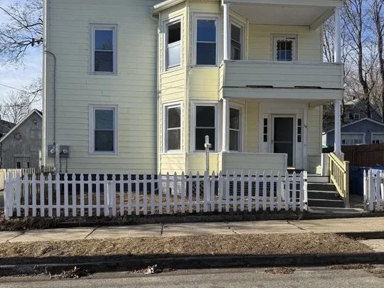 Connecticut multi-unit residential building — selling a condo with common charges and special assessments